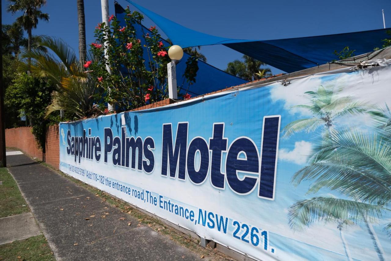 Sapphire Palms Motel Entrance Екстериор снимка
